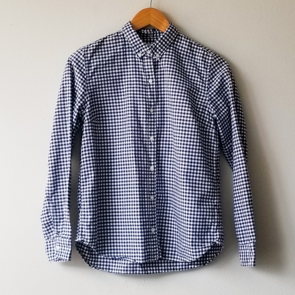 Gap Button Down - Picture 1 of 5